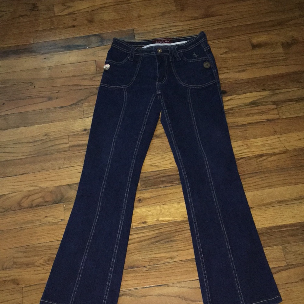 women’s jeans